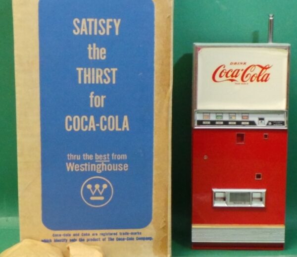 Coca Cola Vending Machine AM FM Coke Radio in Box - Image 2