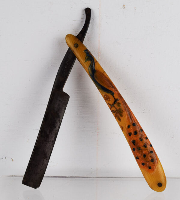 Wald Germany Straight Razor Celluloid Handle Peacock Design