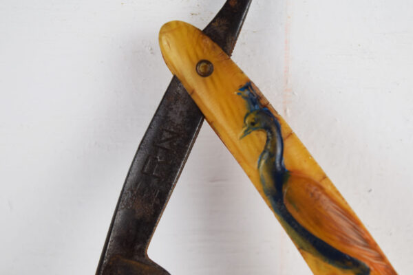 Wald Germany Straight Razor Celluloid Handle Peacock Design - Image 2