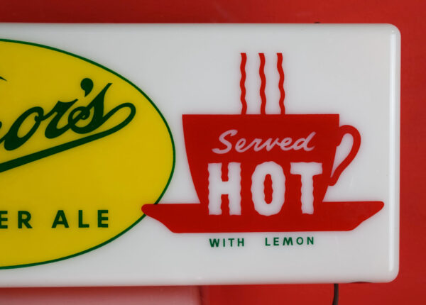 Vernor's Ginger Ale Served Hot Plastic Face Light Up Sign TAC# 037992 - Image 4