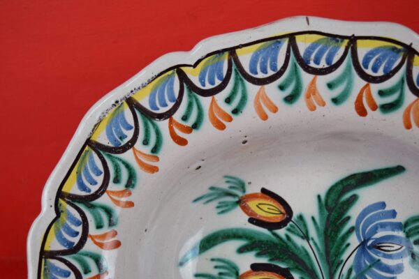 Barber Shop Bloodletting Shaving Bowl - Image 2