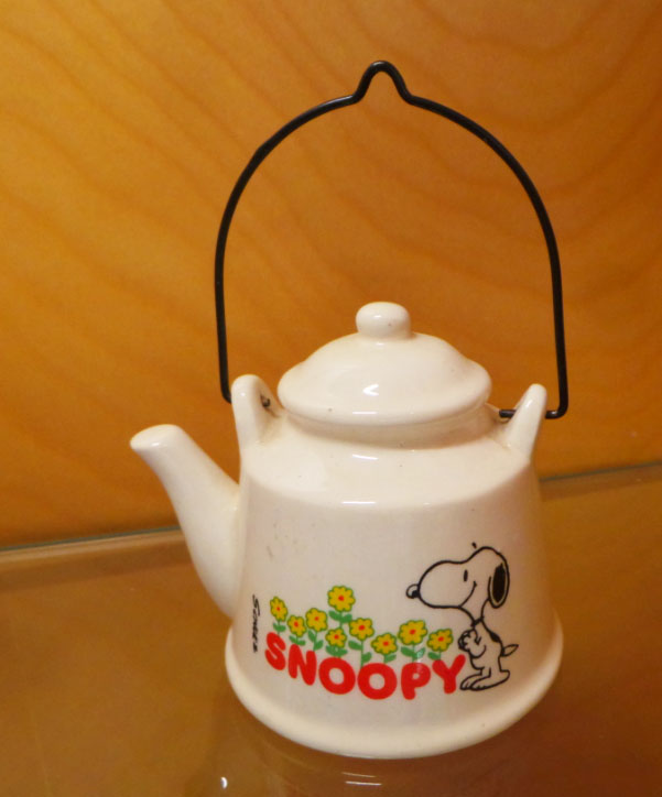 1958 Snoopy Miniature Teapot Peanuts