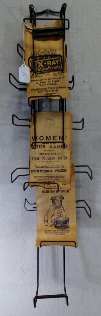 Wire Hanging with Bag Rack Country Store