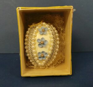 Fanny Farmer Easter Candy Box with Egg Ornament