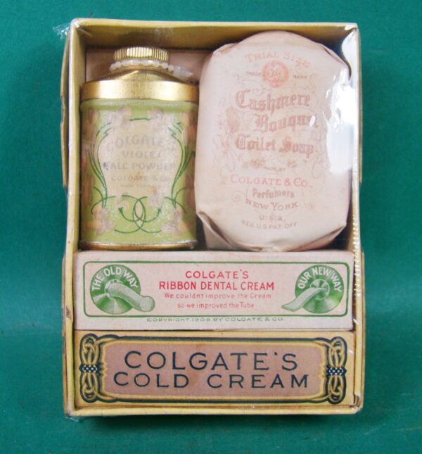 Colgate Salesman Sample Packet for Ladies