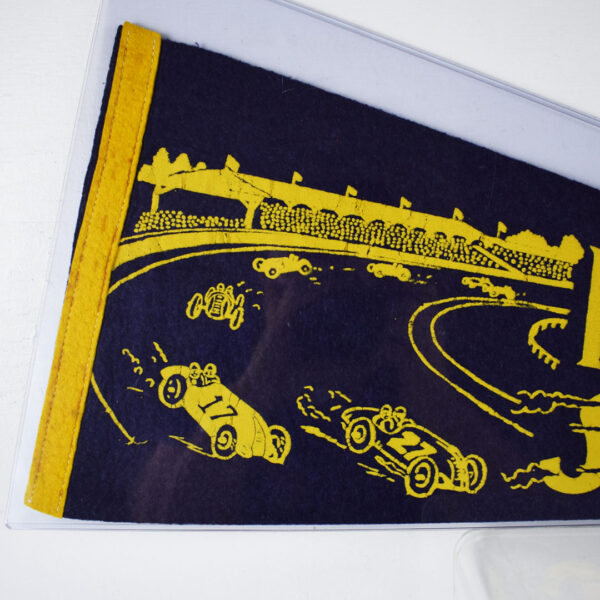 Original Indianapolis Motor Speedway Indy 500 Racing Pennant